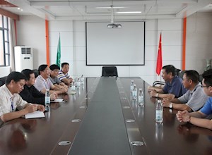 师大陈洪江副校长到我校开展“六一”慰问活动