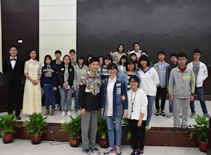 第三届书香文化节系列报道——高二“诗风词韵” 诗词大会圆满落幕
