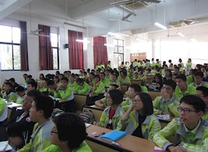 “化学与生活：绿色轻食与健康之道”社会学社校园讲座 开讲啦！