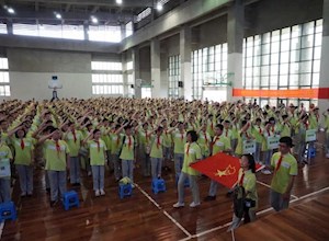 庆祝建党百年，青春扬帆起航——2021年国龙外校初一年级少先队“庆六一”活动