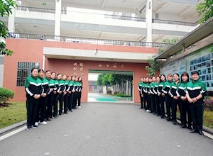 教育自觉，唤醒生命成长的力量 —— 师生小故事，国龙大生活